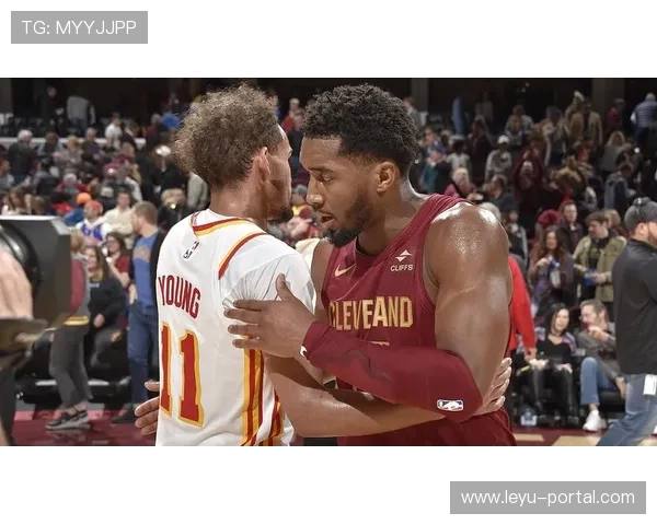 骑士加时赛米切尔与阿伦空接配合，引爆主场气氛