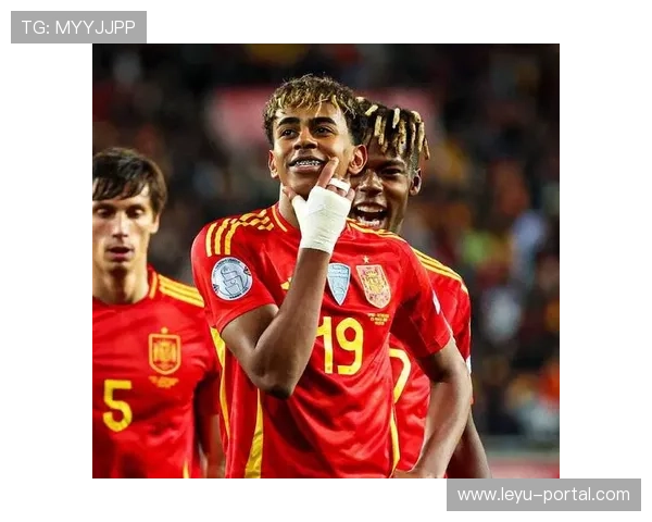 普斯卡什奖候选名单公布，赖斯任意球与亚马尔进球入围